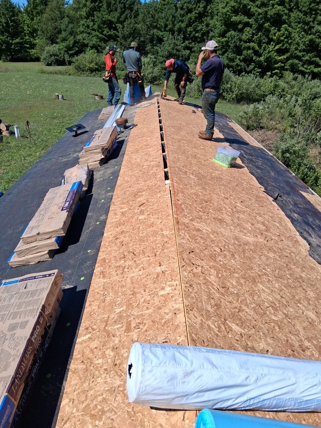 roofing contractor cedar mi — roofing installation in Leelanau County